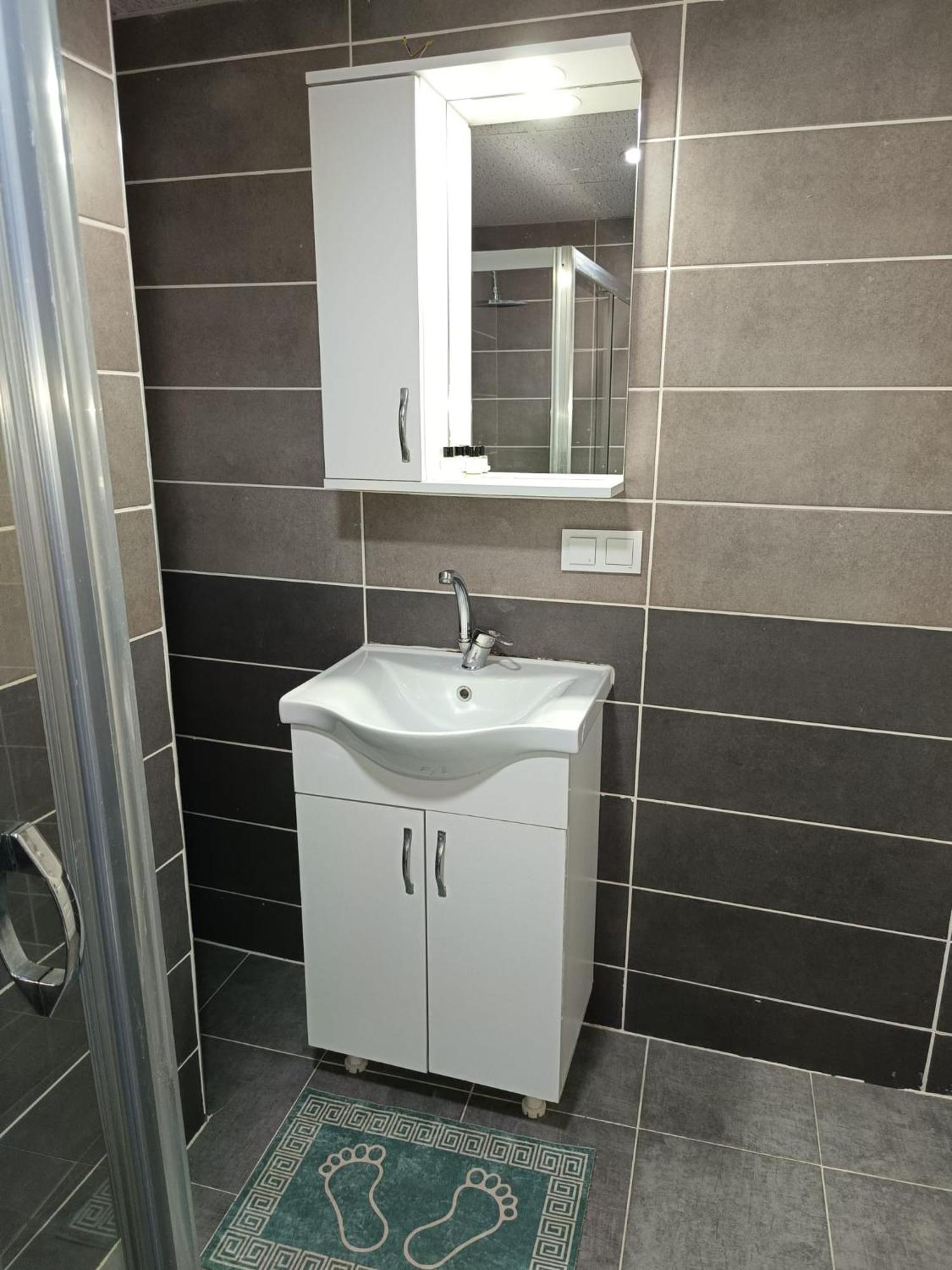 White Crown Apartman Ve Yasam Merkezi Istanbul Ngoại thất bức ảnh