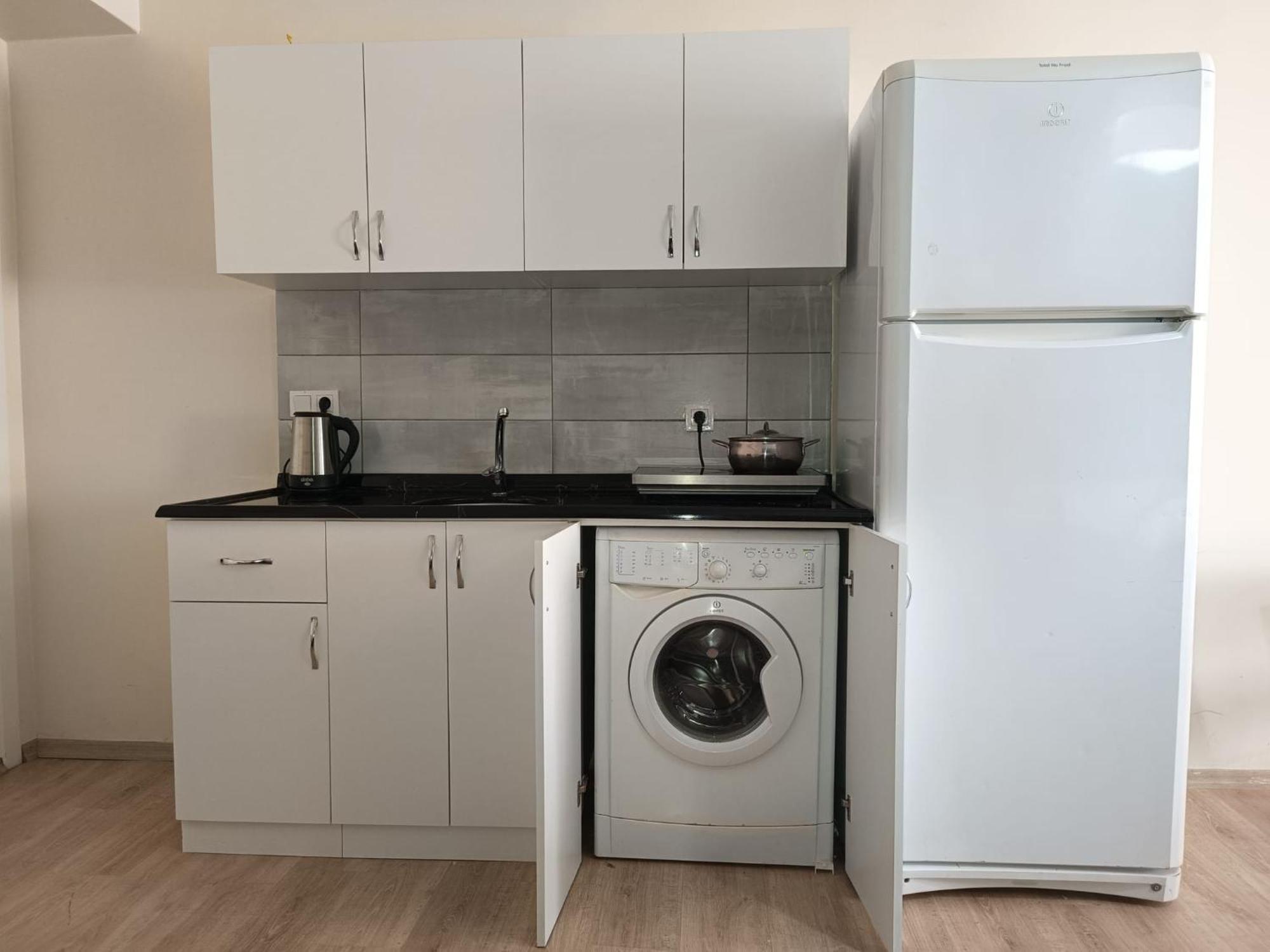 White Crown Apartman Ve Yasam Merkezi Istanbul Ngoại thất bức ảnh